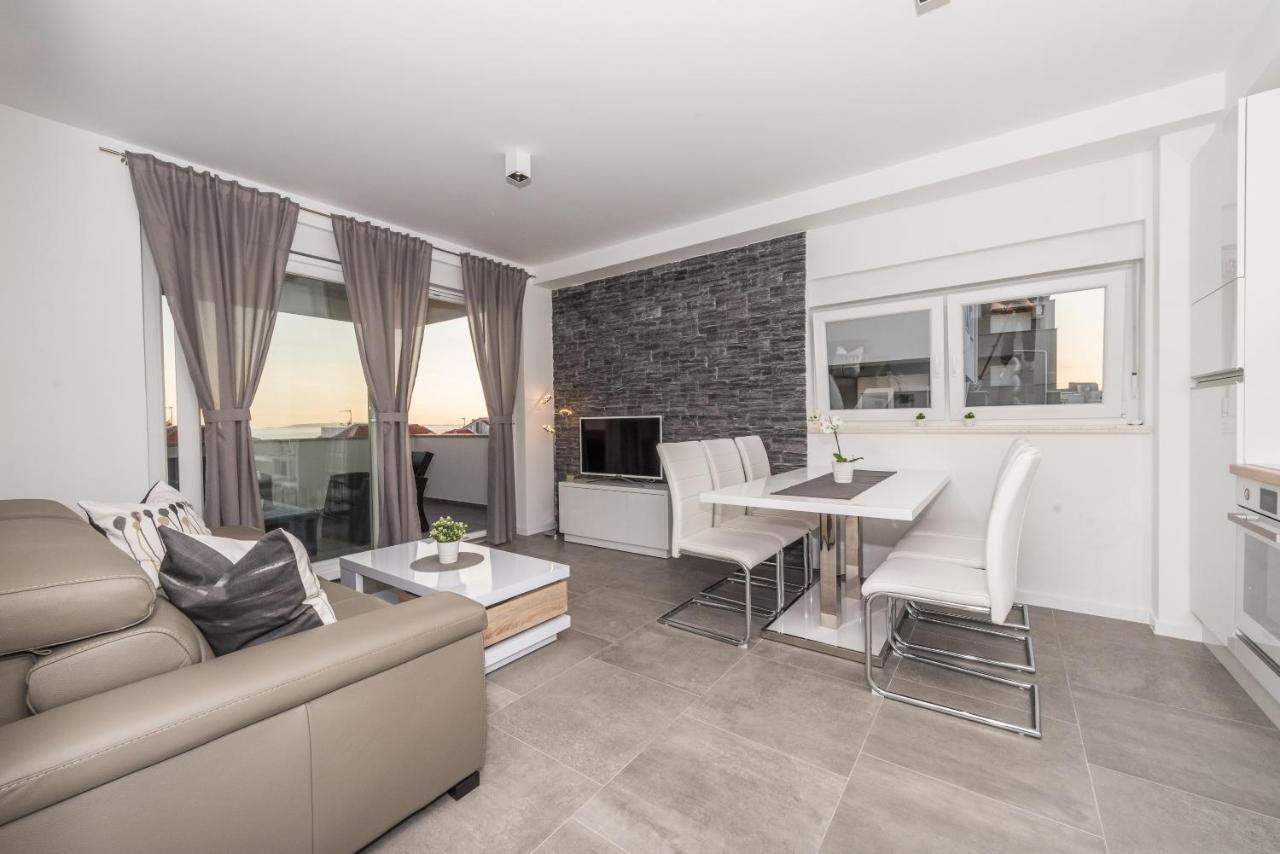 Villa Magnifica Apartments With Pool 노바야 외부 사진
