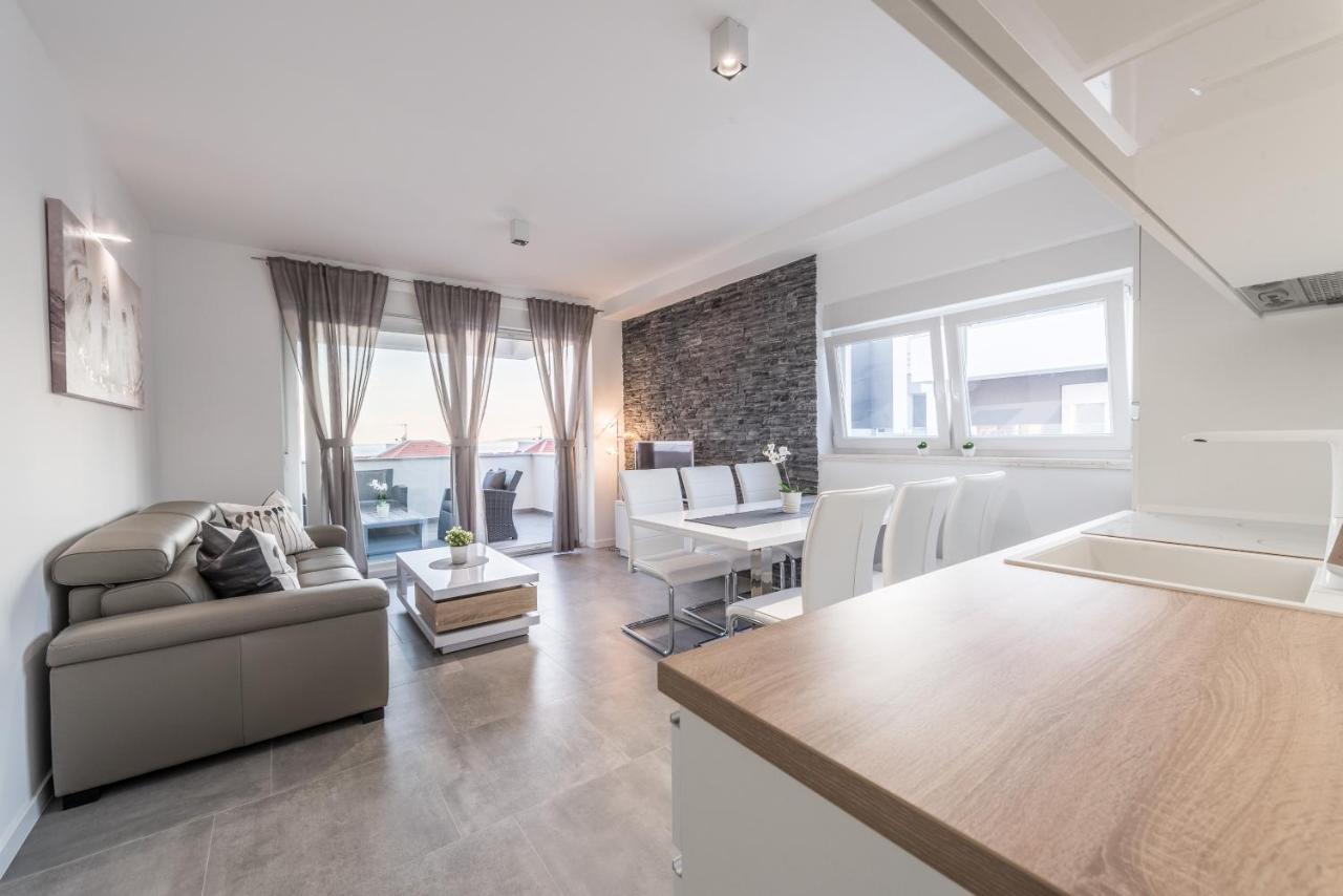 Villa Magnifica Apartments With Pool 노바야 외부 사진