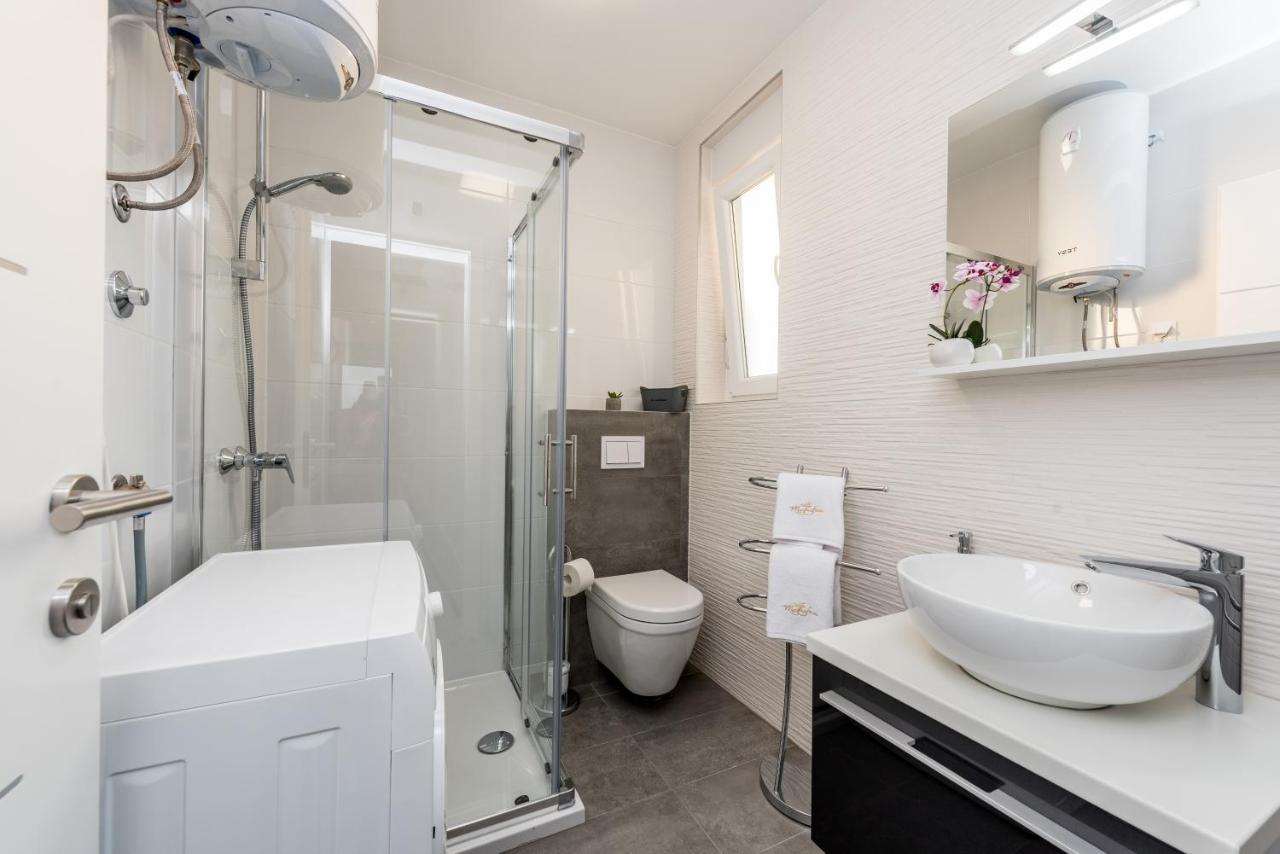 Villa Magnifica Apartments With Pool 노바야 외부 사진