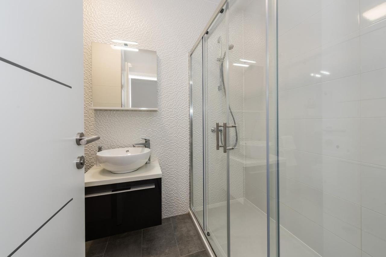 Villa Magnifica Apartments With Pool 노바야 외부 사진